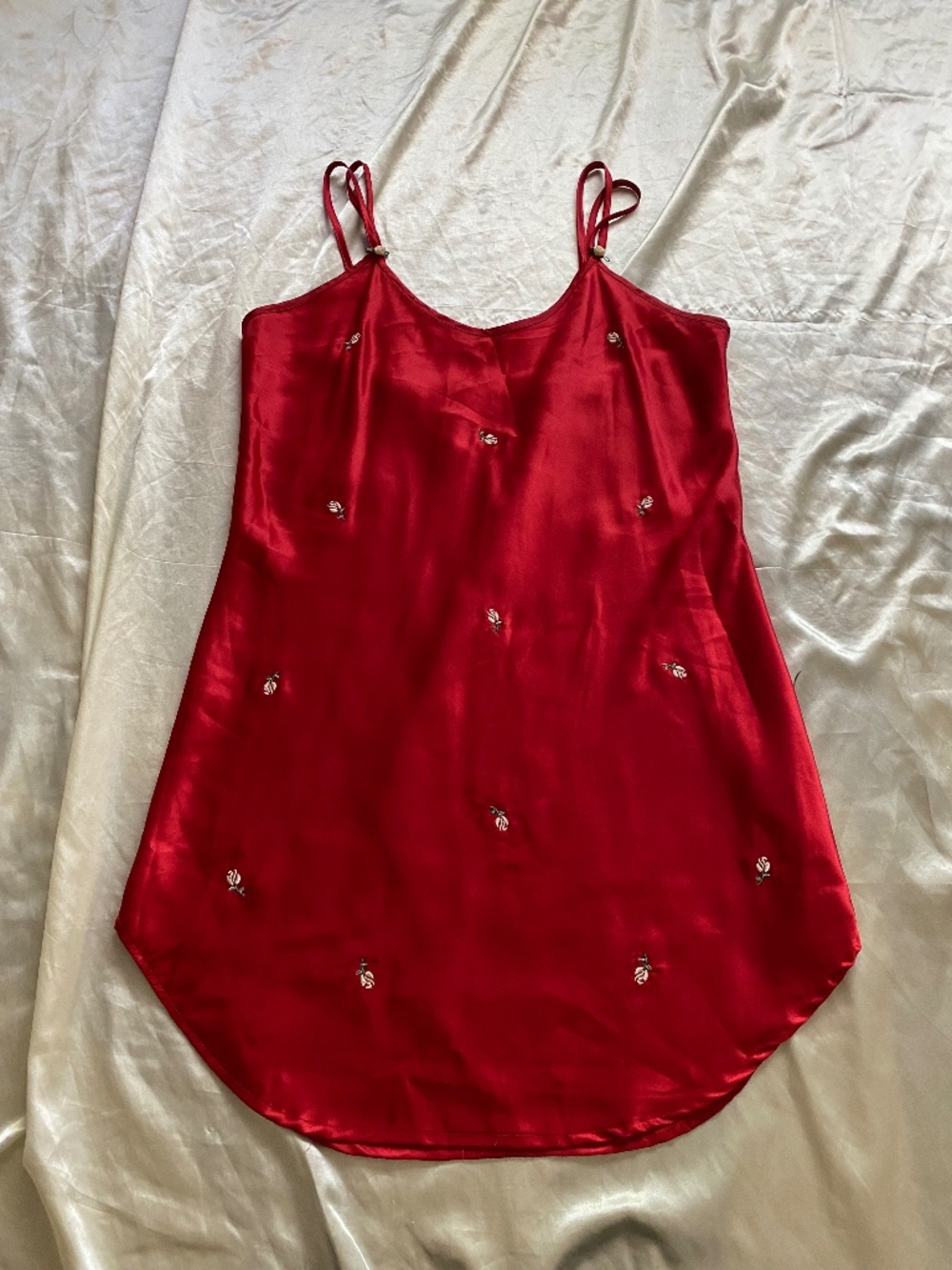 Vintage 1990s Red Satin Embroidered Rose Half Slip Medium